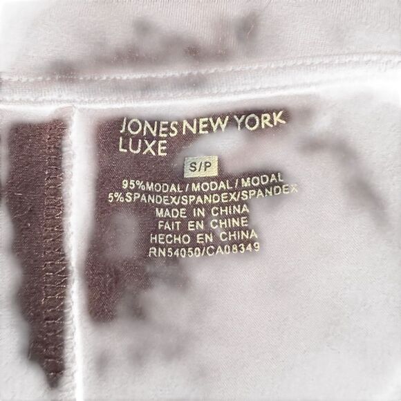 Jones New York luxe black knit shirt. Size small - Picture 3 of 7